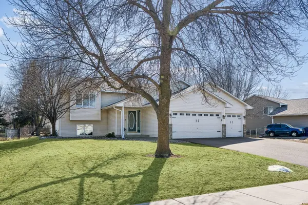 10655 57th ST NE, Albertville, MN 55301