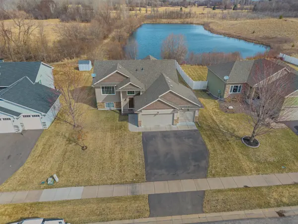 1018 Wendover ST NE, Isanti, MN 55040