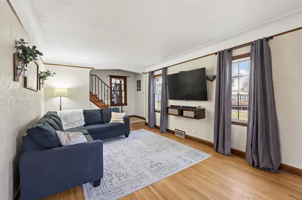 1910 Margaret ST, Saint Paul, MN 55119
