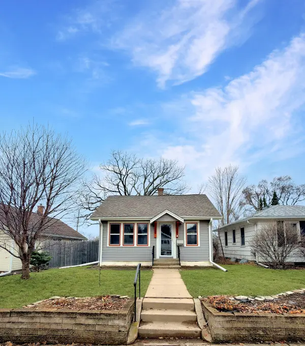 3334 Buchanan ST NE, Minneapolis, MN 55418