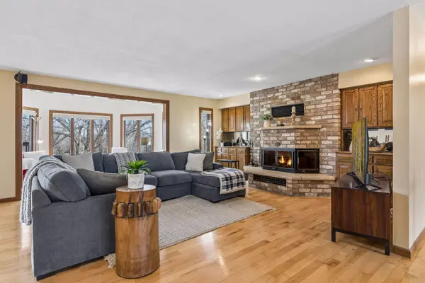 1638 Celia RD, Mendota Heights, MN 55118