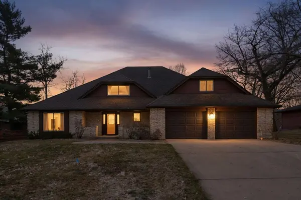 970 Sherwood RD, Shoreview, MN 55126