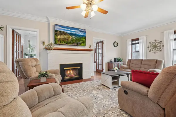 508 N Hennepin ST, Winthrop, MN 55396