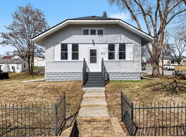 213 Boulevard AVE NE, Montgomery, MN 56069