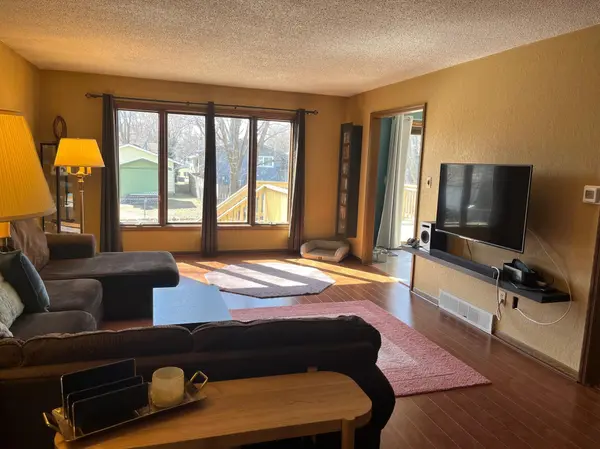 2904 Monroe PL, Saint Cloud, MN 56303