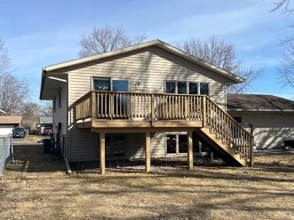 2904 Monroe PL, Saint Cloud, MN 56303