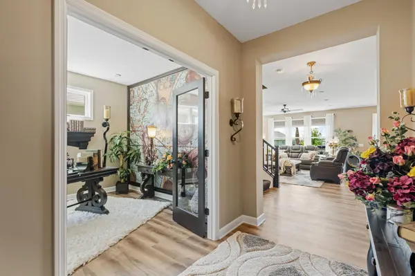 216 Prairie WAY, Bayport, MN 55003