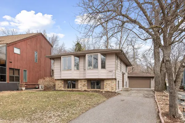 14407 Watersedge TRL NE, Prior Lake, MN 55372