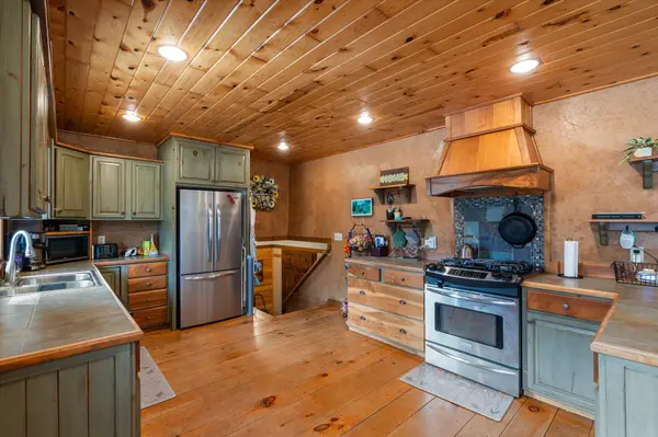 3940 Davis ST, Pequot Lakes, MN 56472