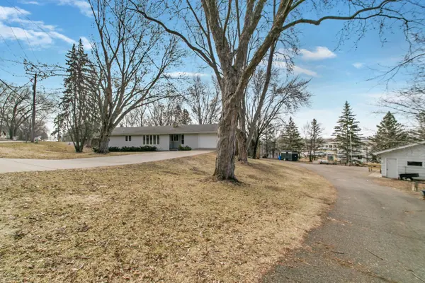 936 5th ST S, Sauk Rapids, MN 56379