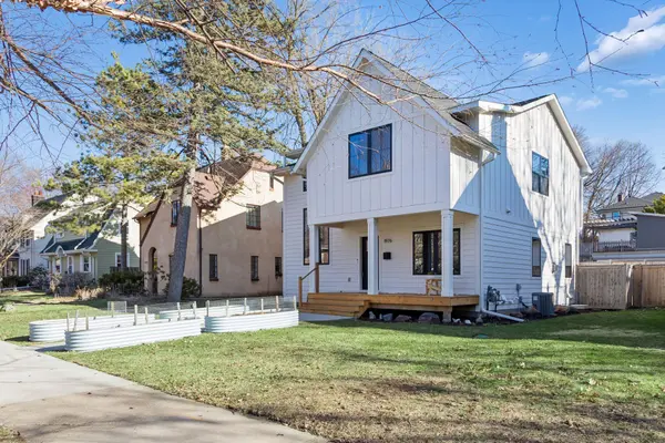 1976 Fairmount AVE, Saint Paul, MN 55105