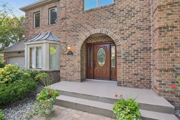 4615 Juneau LN N, Plymouth, MN 55446