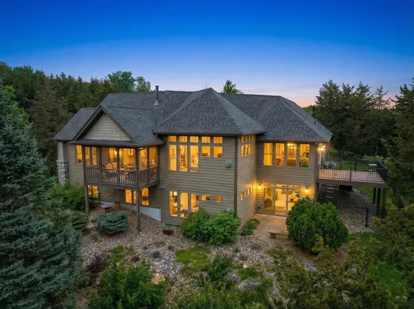 W12225 885th AVE, River Falls, WI 54022
