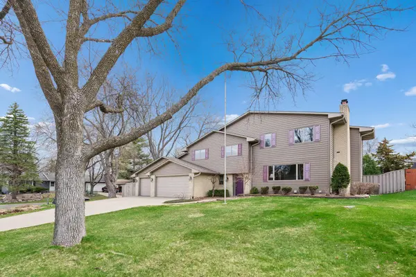 11513 Ravoux AVE, Burnsville, MN 55337