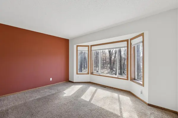 9597 Mill Trail LN, Monticello, MN 55362