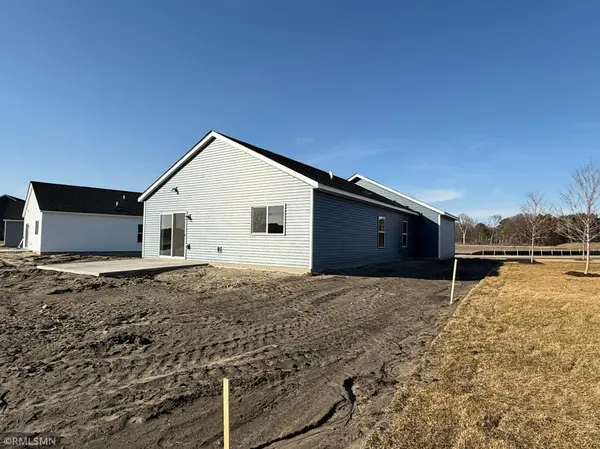 1532 Meadows DR, East Bethel, MN 55005