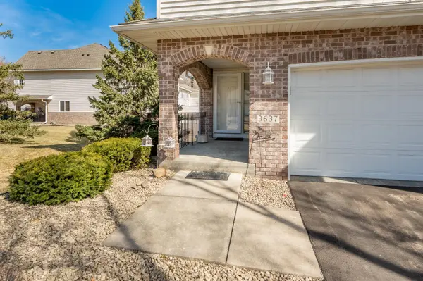 3637 Fox Tail TRL NW, Prior Lake, MN 55372