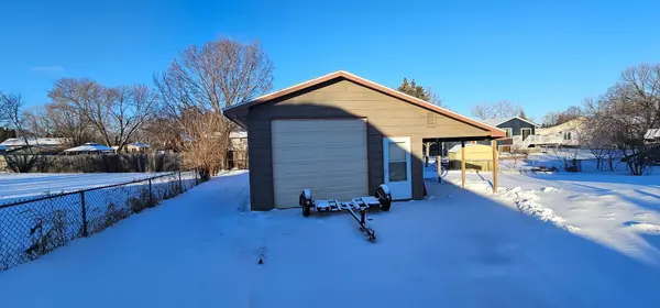 2808 81st AVE N, Brooklyn Park, MN 55444