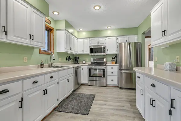 680 E Isle ST, Isle, MN 56342