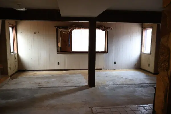 W7196 State Road 35, Bay City, WI 54723