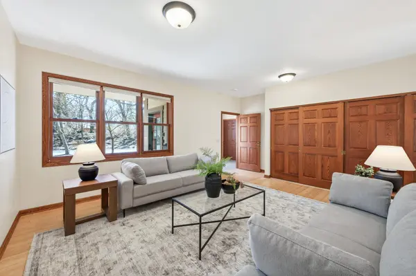 2019 Franklin AVE SE, Minneapolis, MN 55414