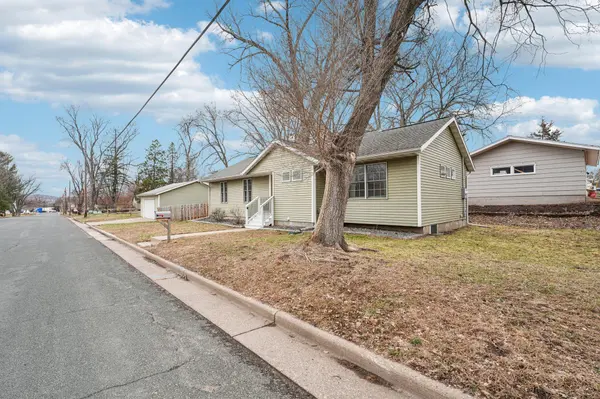 719 Monroe ST N, Hudson, WI 54016