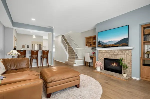 11677 Horizon DR, Burnsville, MN 55337