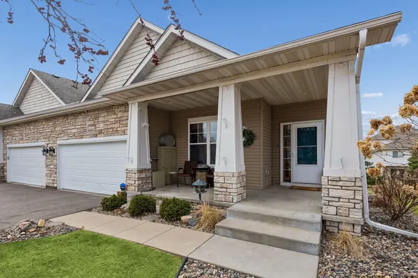 17185 Eagleview DR #209, Farmington, MN 55024