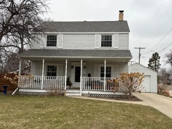 218 7th AVE N, Wahpeton, ND 58075