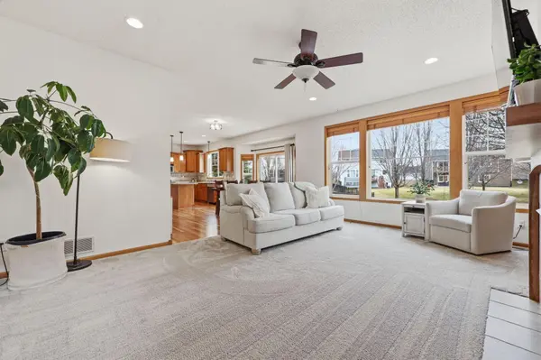 3397 Mulberry Alcove, Woodbury, MN 55129
