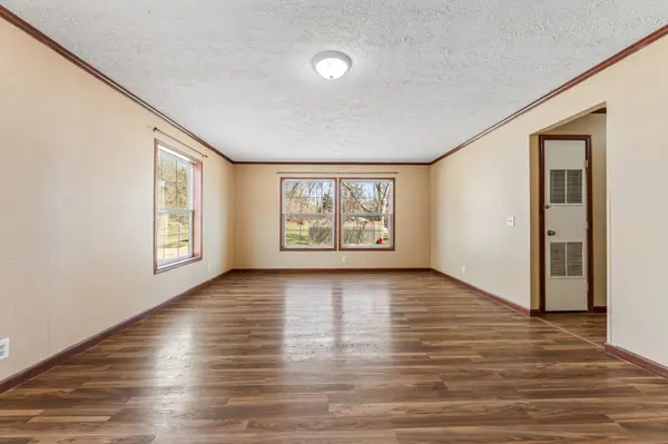 53 1st AVE N, Hammond, MN 55991