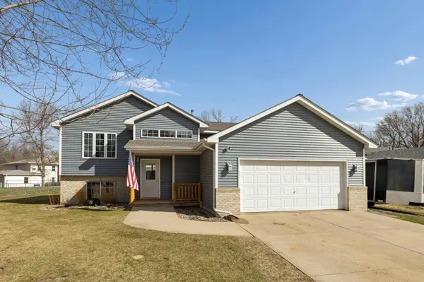 655 6th ST SE, Cokato, MN 55321