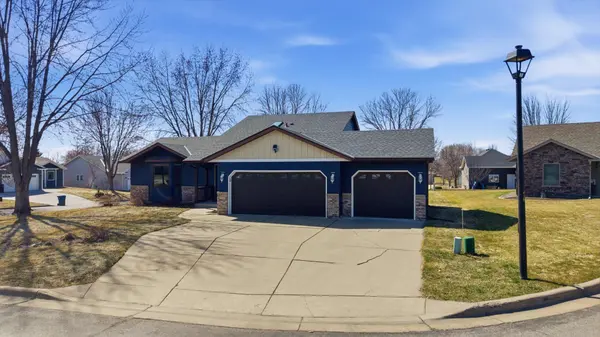 727 Garden PL,  Sauk Rapids,  MN 56379