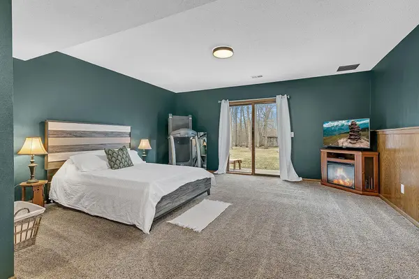 1030 NW 4th AVE NW, Milaca, MN 56353