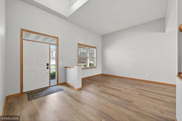 18017 68th AVE N, Maple Grove, MN 55311