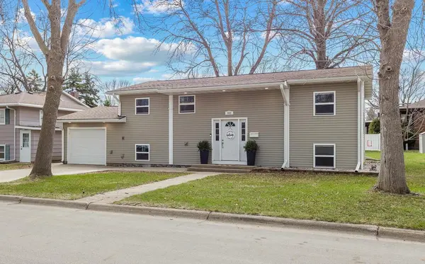 902 Birch ST, Marshall, MN 56258