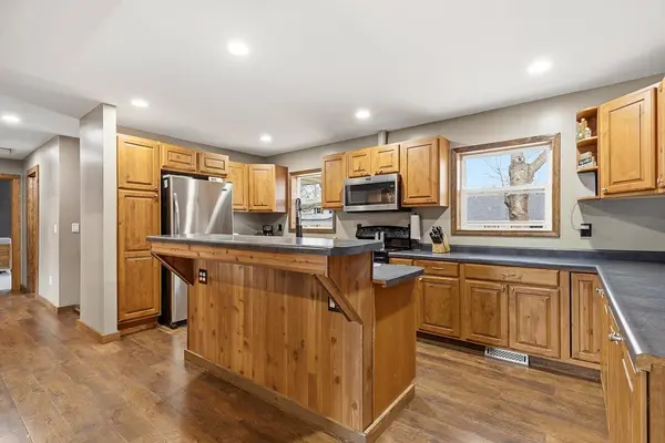 902 Birch ST, Marshall, MN 56258
