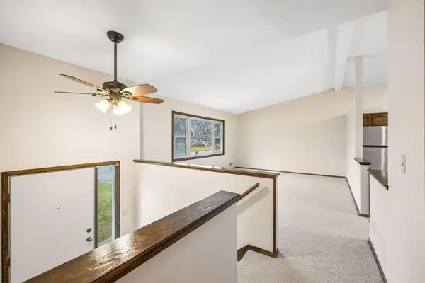 6061 Hillsboro AVE N, New Hope, MN 55428
