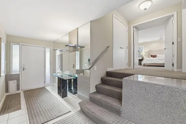 6625 Naomi DR, Edina, MN 55439