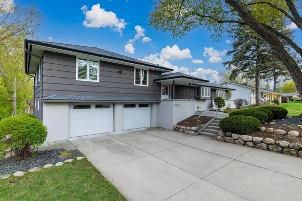 6625 Naomi DR, Edina, MN 55439