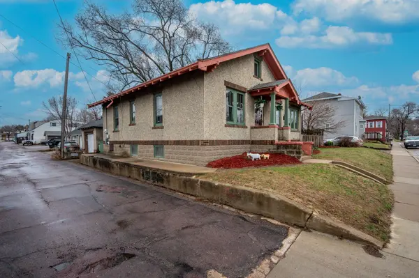114 E Elm ST, Mankato, MN 56001