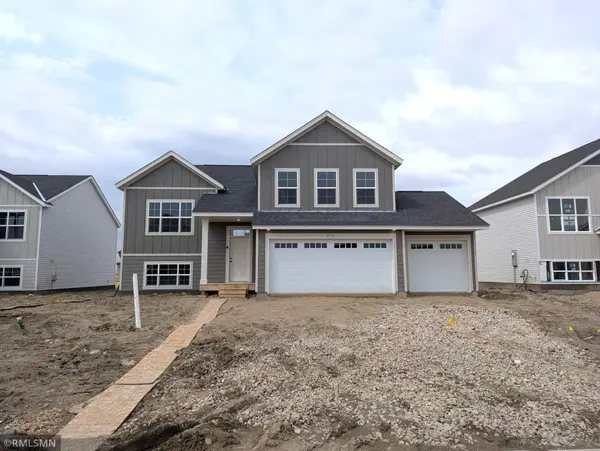 2735 Ivy AVE NE, Saint Michael, MN 55376
