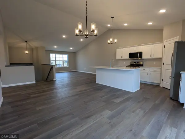 2735 Ivy AVE NE, Saint Michael, MN 55376