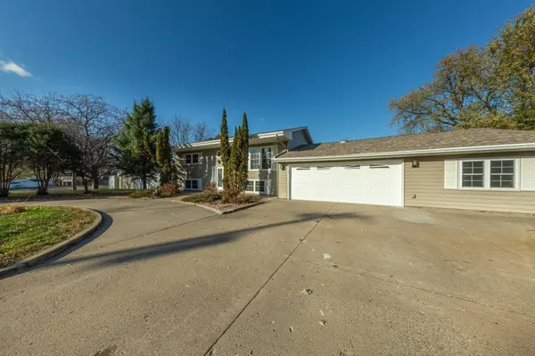 1250 13th ST NW, New Brighton, MN 55112