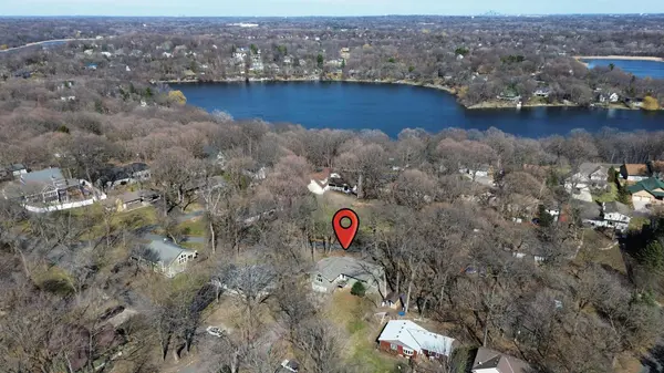 6859 Yuma DR, Chanhassen, MN 55317