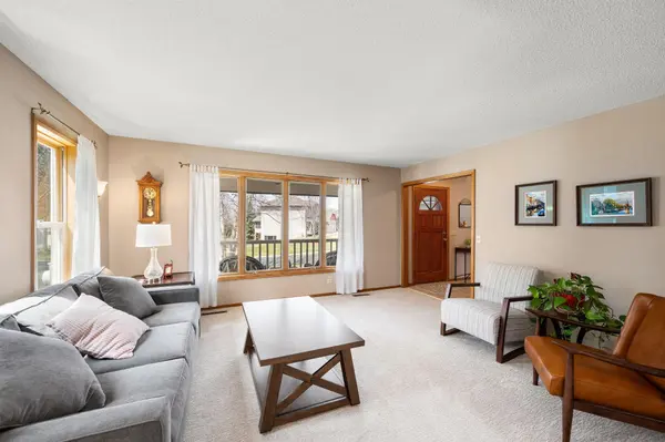 15301 83rd High RD, Maple Grove, MN 55311