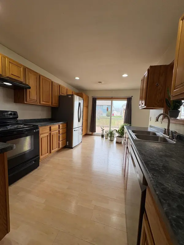 112 6th AVE NE, Elgin, MN 55932