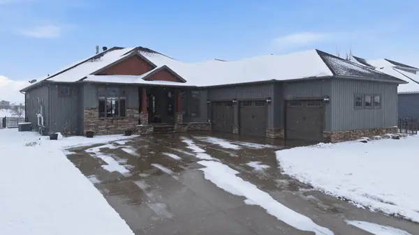 4734 6th ST W, West Fargo, ND 58078
