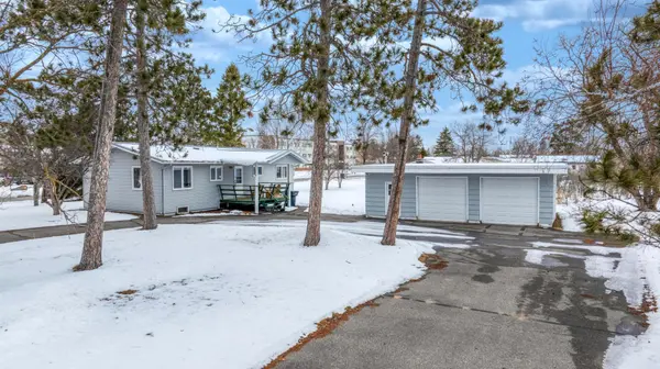1804 Delton AVE NW, Bemidji, MN 56601