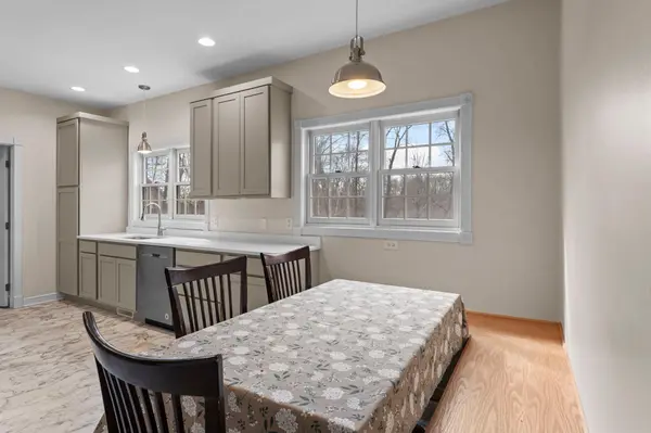 26190 Hale CT, Wyoming, MN 55092
